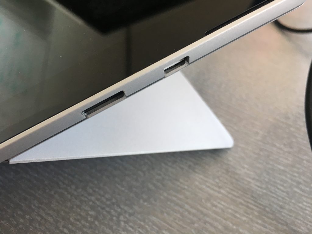 Microsoft Surface with only one USB port